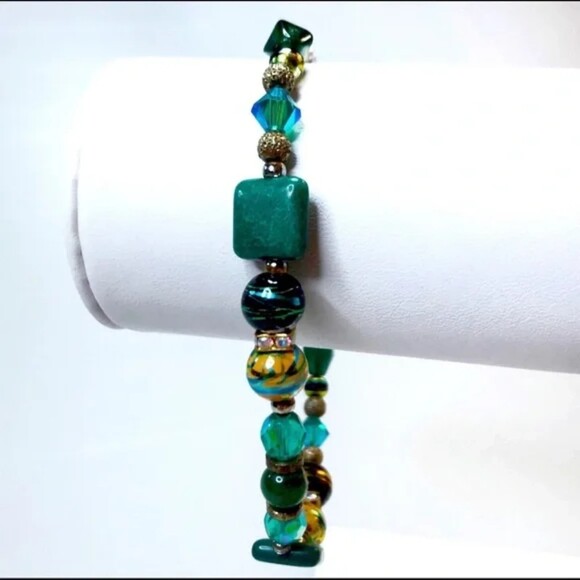 Beaded Toggle Bracelet Handmade Gold & Teal - Picture 1 of 8